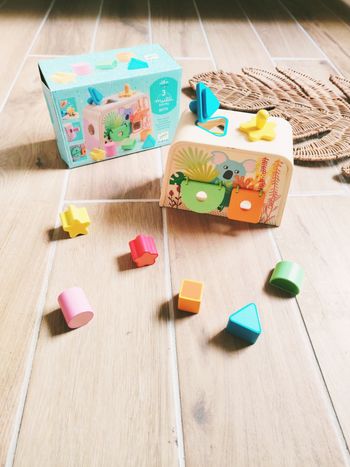 🌟 Jeu d'éveil - Boîte à formes 3 en 1 Multi Boita en bois marque Djeco 