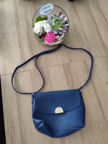 Sac à main bleu