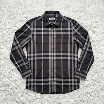Chemise Burberry à carreaux noir motif écossais taille M en très bon état 