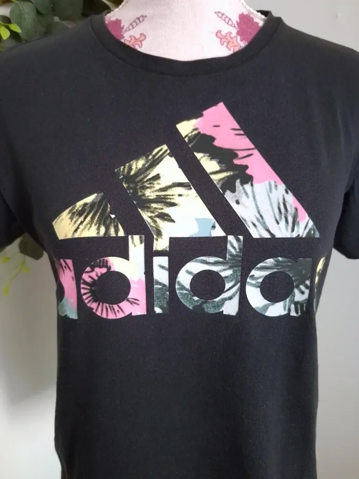 T-shirt Adidas / Taille S - photo numéro 5