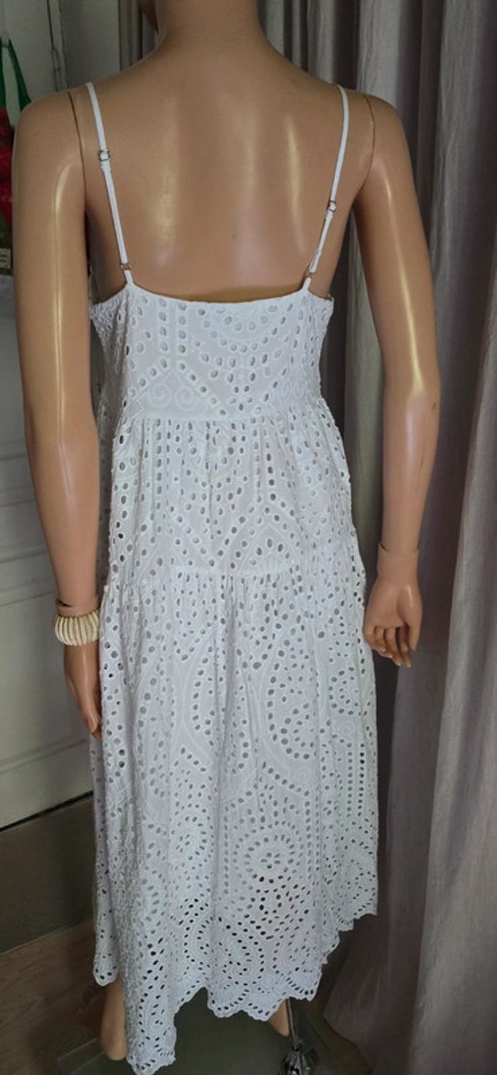 Robe Longue Blanche style Broderie Anglaise Taille M - photo numéro 7