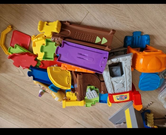 Lot de circuit et garage Vtech - photo numéro 4