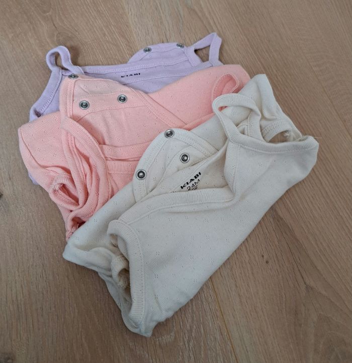 Lot 3 bodies kiabi