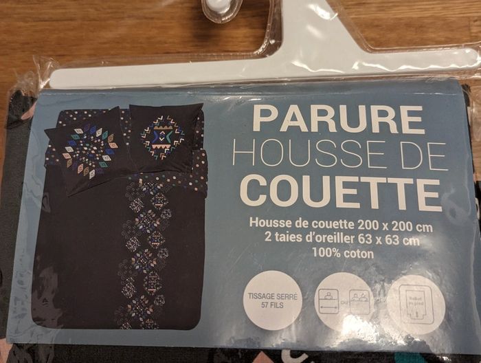 Parure housse de couette 200*200 cm neuve - photo numéro 2
