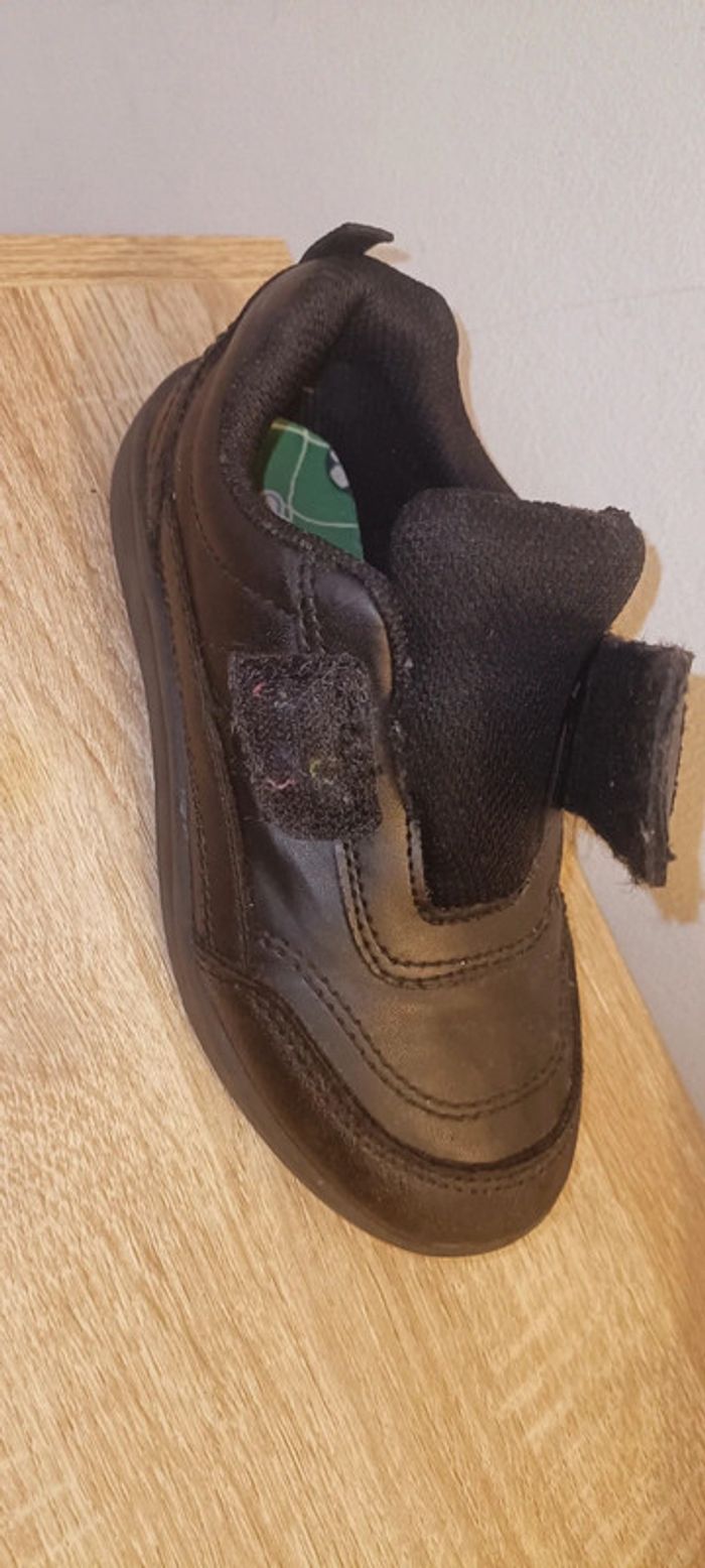 Basket à scratch noir taille 29 - photo numéro 3