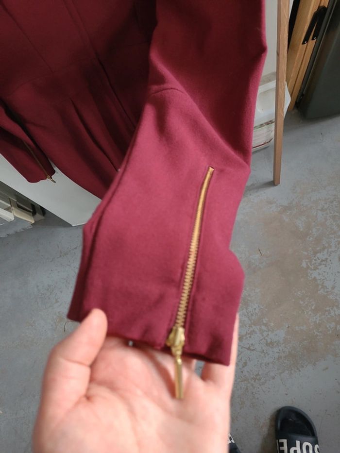 Robe bordeaux - photo numéro 4