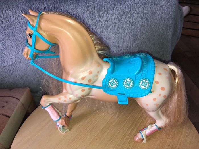 Ancien cheval Barbie - photo numéro 2