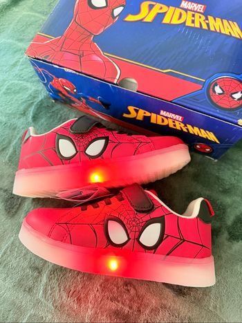 Basket Spiderman Marvel lumineux