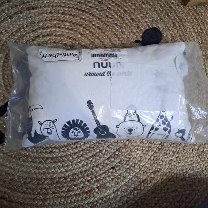 Coussin chambre bébé thème animaux - photo numéro 2