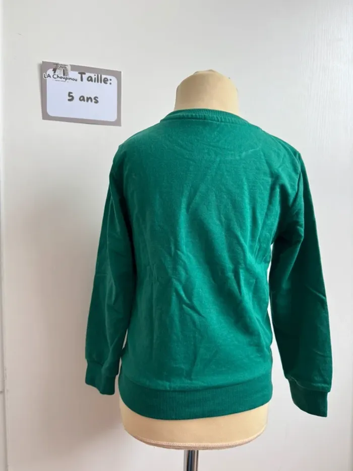 Pull de Noël - taille 5/6 ans 🌼 - photo numéro 2