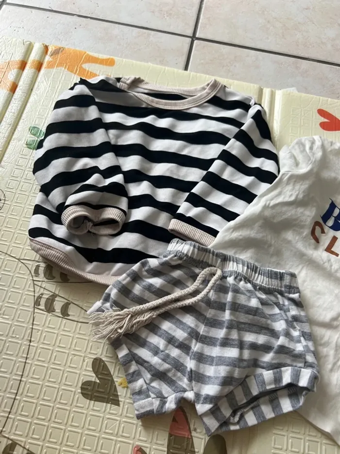 Lot 2 t-shirts + 1 short – 18/24 mois bon état - photo numéro 3