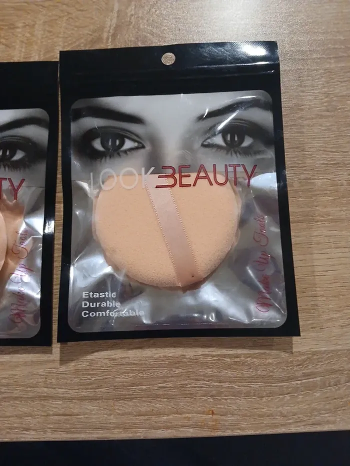 Lot de deux houlettes pour maquillage - photo numéro 2