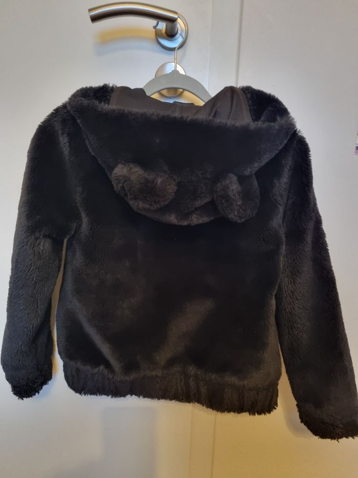 Veste chaude en fausse fourrure fille 134/140 cm - photo numéro 2