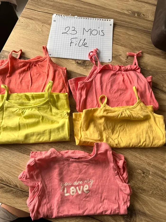 Lot de tee shirt fille