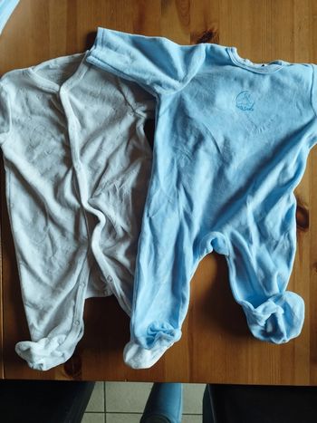 Lot de 2 pyjamas blanc et bleu taille 3 mois