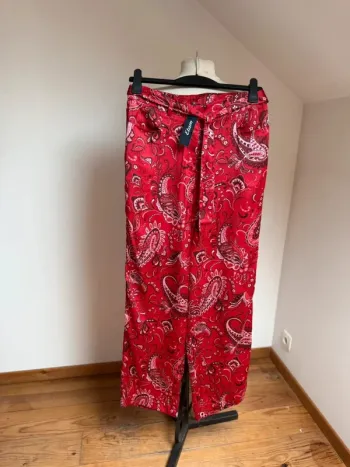 Superbe pantalon jambes larges neuf avec étiquette Etam 🌸 40