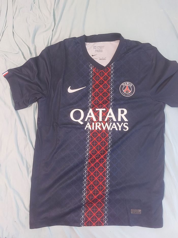Maillot PSG home 25/26 neuf taille M