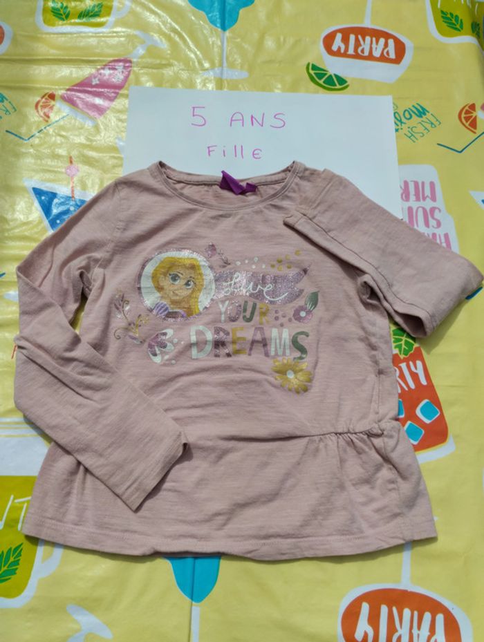 tee-shirt manches longues 5 ans fille disney