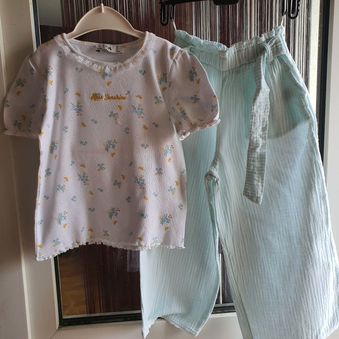 Ensemble Pantalon de toile, t-shirt 6 ans