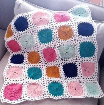 Linge de lit plaid couverture laine patchwork fait main crochet multicolore bébé