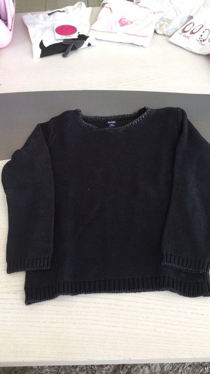 Pull noir 8ans Kiabi