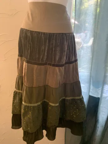 Jupe longue vintage Miss Modas a volant taille M taille L vert kaki à volant