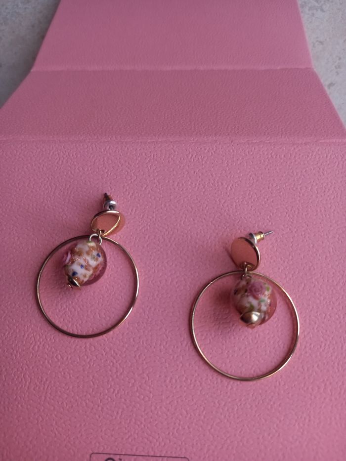 Boucles d'oreilles fantaisie - photo numéro 2