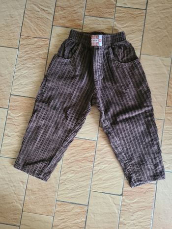 Pantalon velours côtelé marron / Taille 2 ans