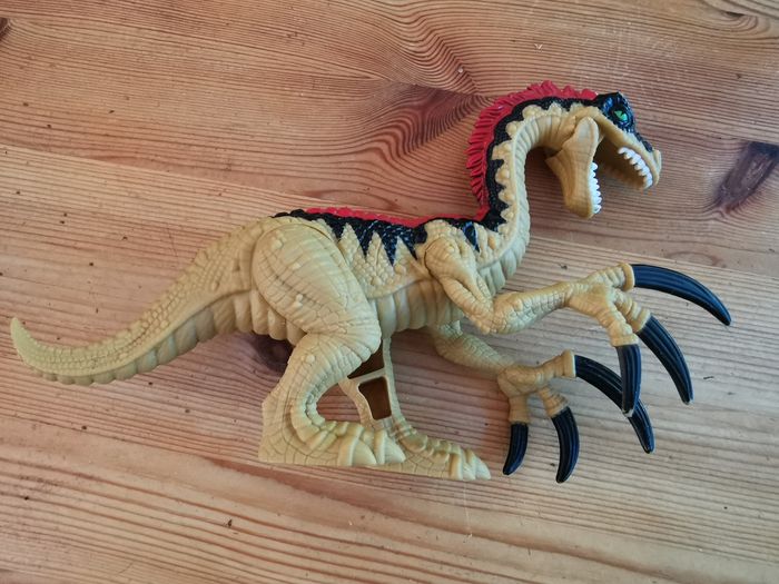 Lot de 3 dinosaures - photo numéro 5