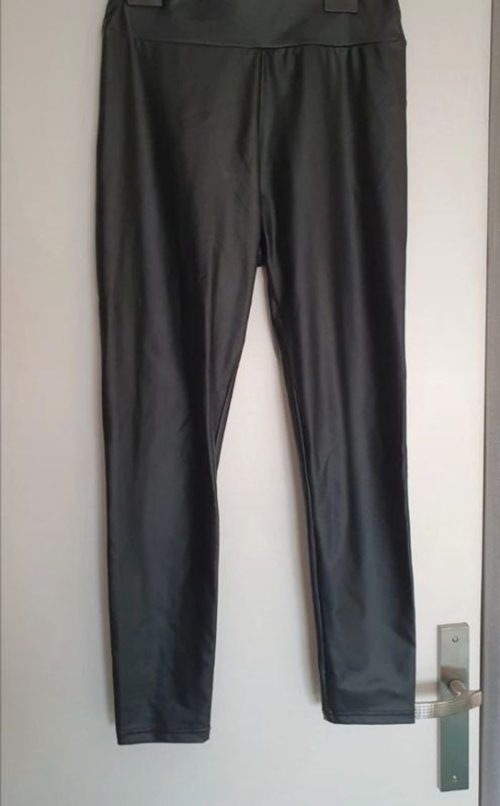 Pantalon simili cuir 12ans neuf