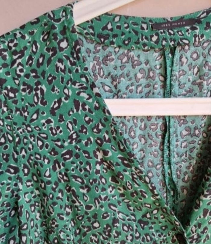 Robe cintrée  à manches courtes - photo numéro 3