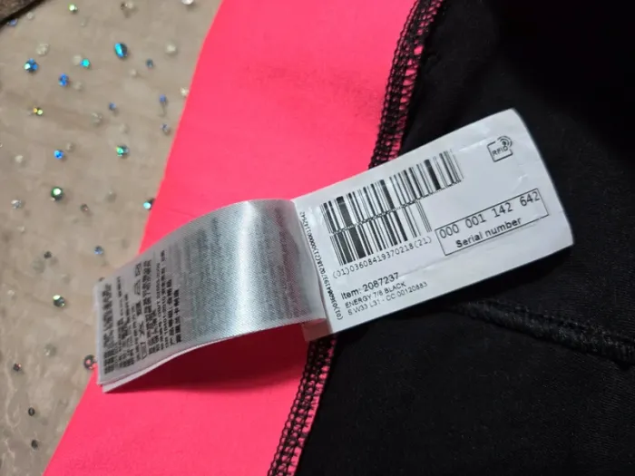 Leggings noir et rose Décatlon taille M - photo numéro 4