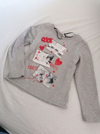 Pull léger gris taille 3 ans