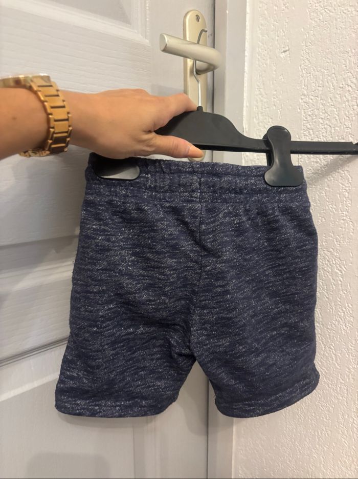 Short primark 2 ans - photo numéro 3