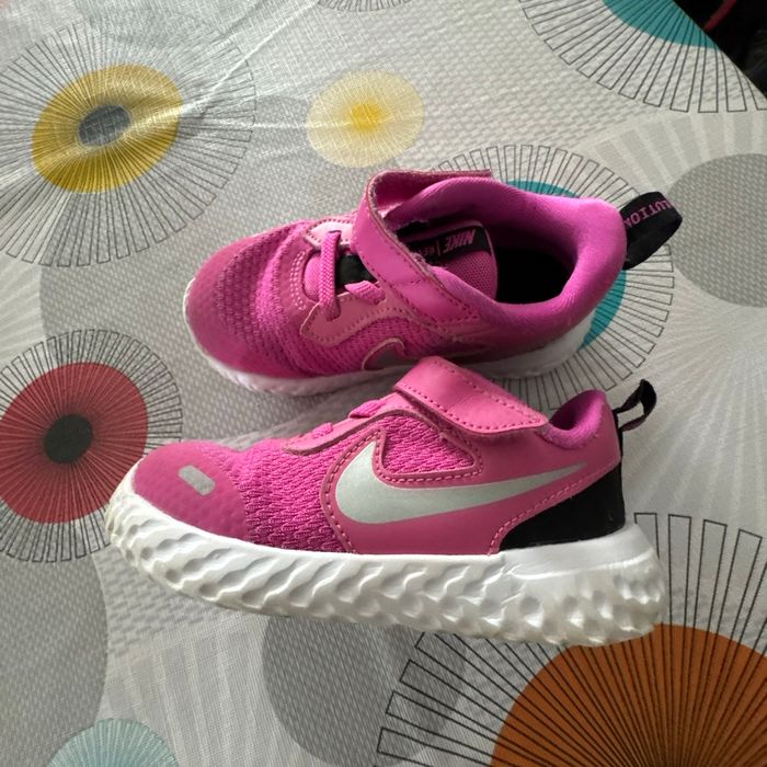 Nike Révolution