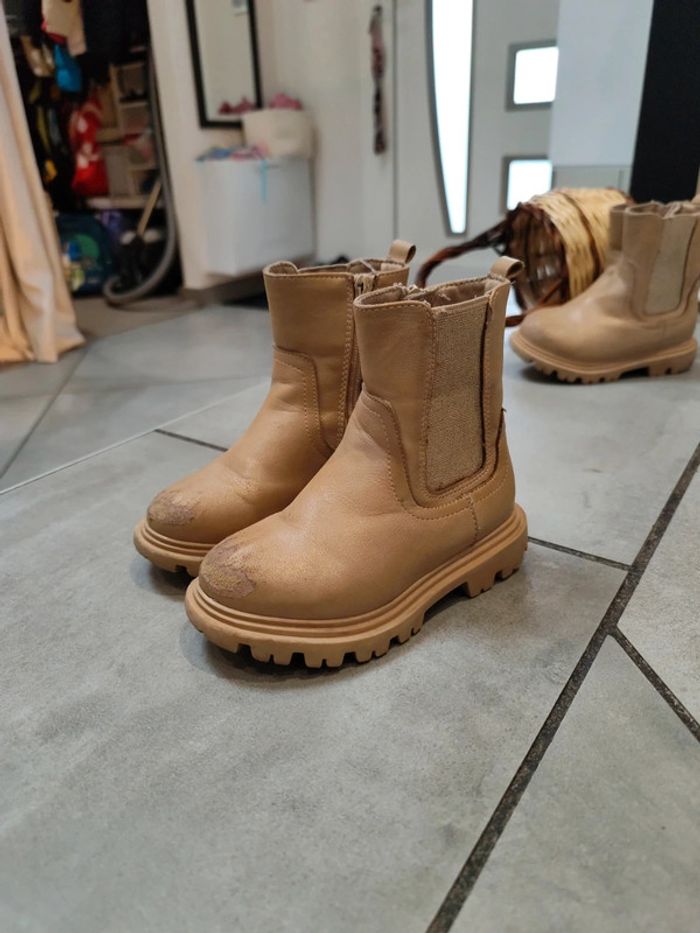 Bottines beige taille 26