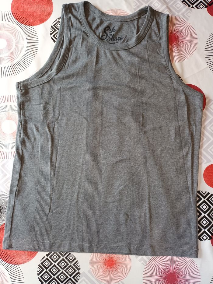 Débardeurs t-shirts sans manche 👨 taille L - photo numéro 2