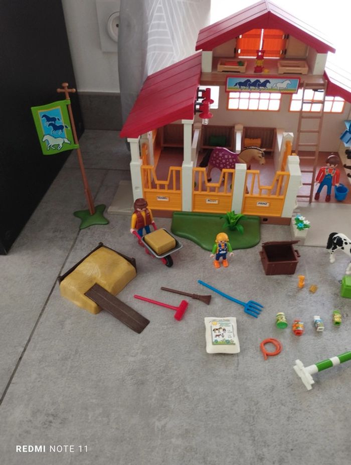 Écurie ou centre équestre playmobil - photo numéro 2