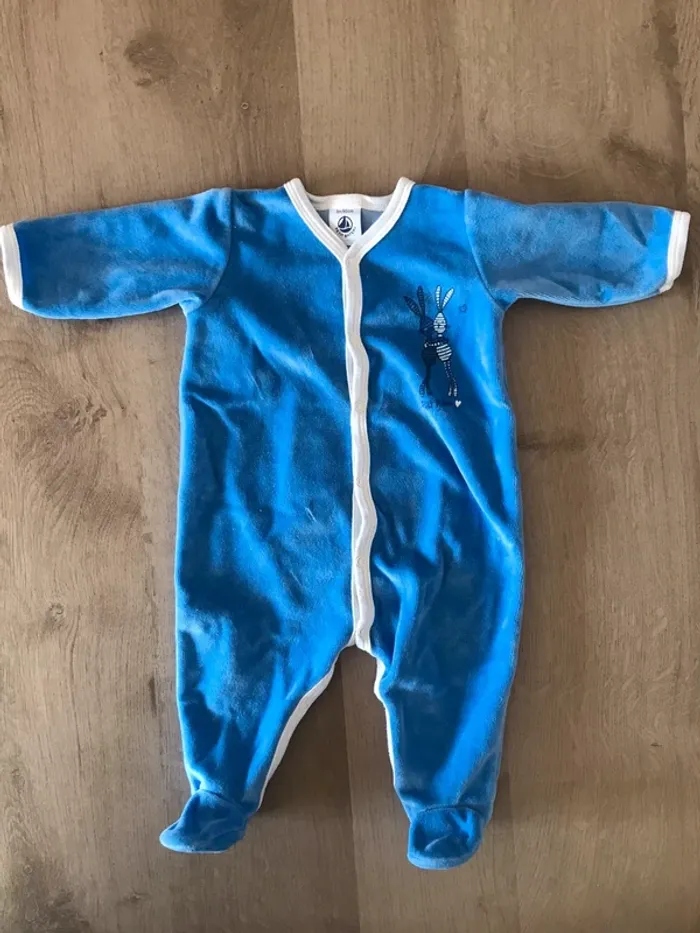 Dors bien en velours bleu Petit Bateau 3 mois