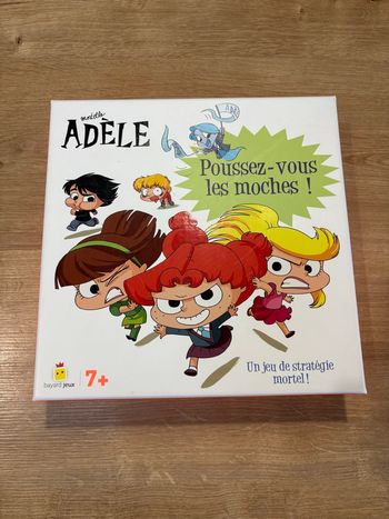 Jeu Mortelle Adèle « Poussez-vous les moches ! »