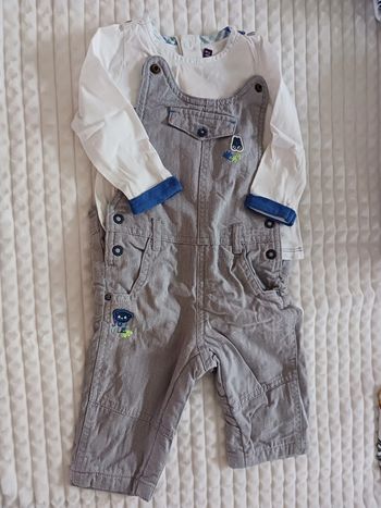 Ensemble salopette 9 mois