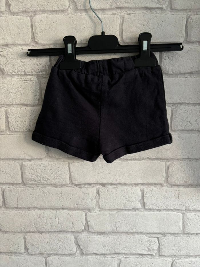Short bout chou taille 6 mois - photo numéro 3