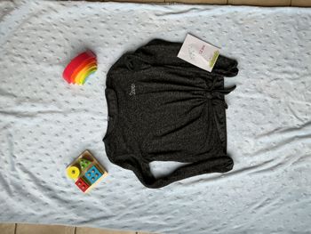 pull léger à nouer en bas noir chiné 12 ans kiabi