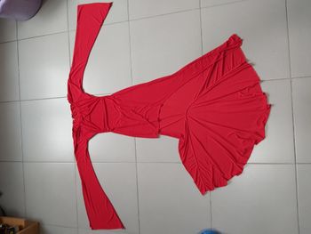 Robe courte devant longue derrière