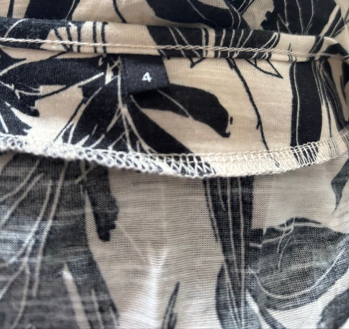 Jolie tunique noir et crème plus taille 4 - photo numéro 2