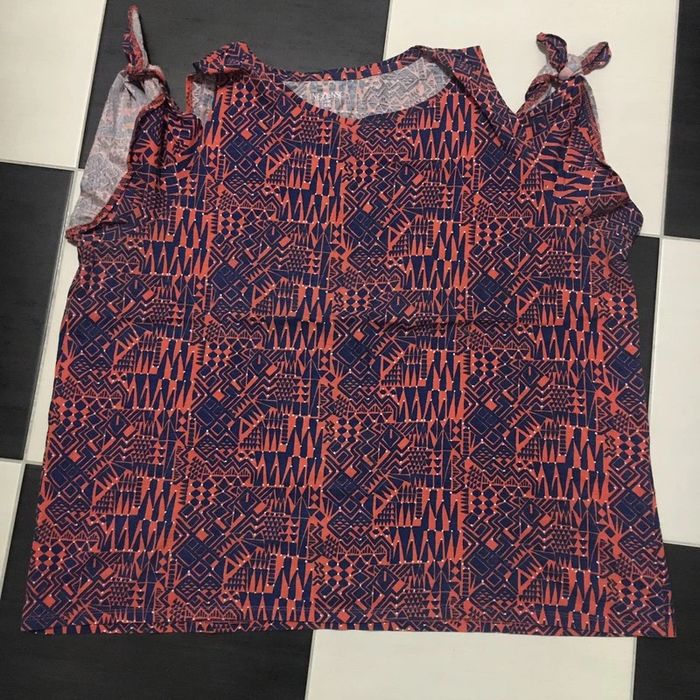 T-shirt femme xxl motifs géométriques orange et bleu - photo numéro 2