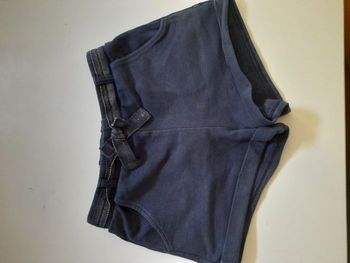 Short filles Taille 6 ans