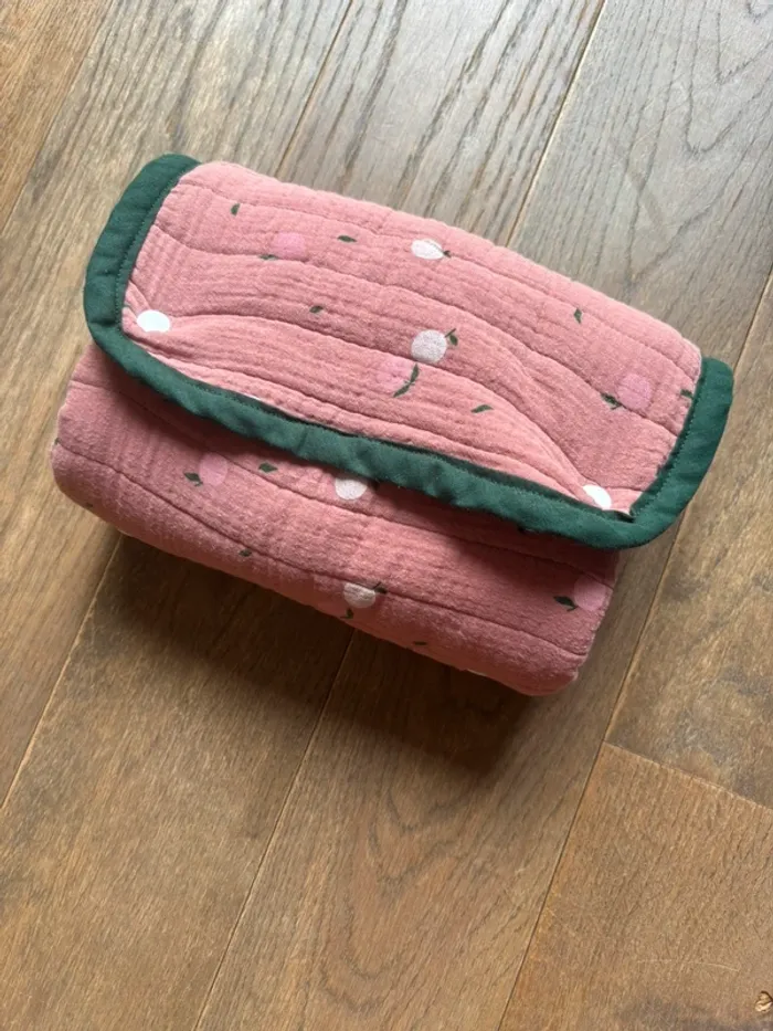 Tapis à langer nomade et serviette de rechange parfait état fait main - photo numéro 5