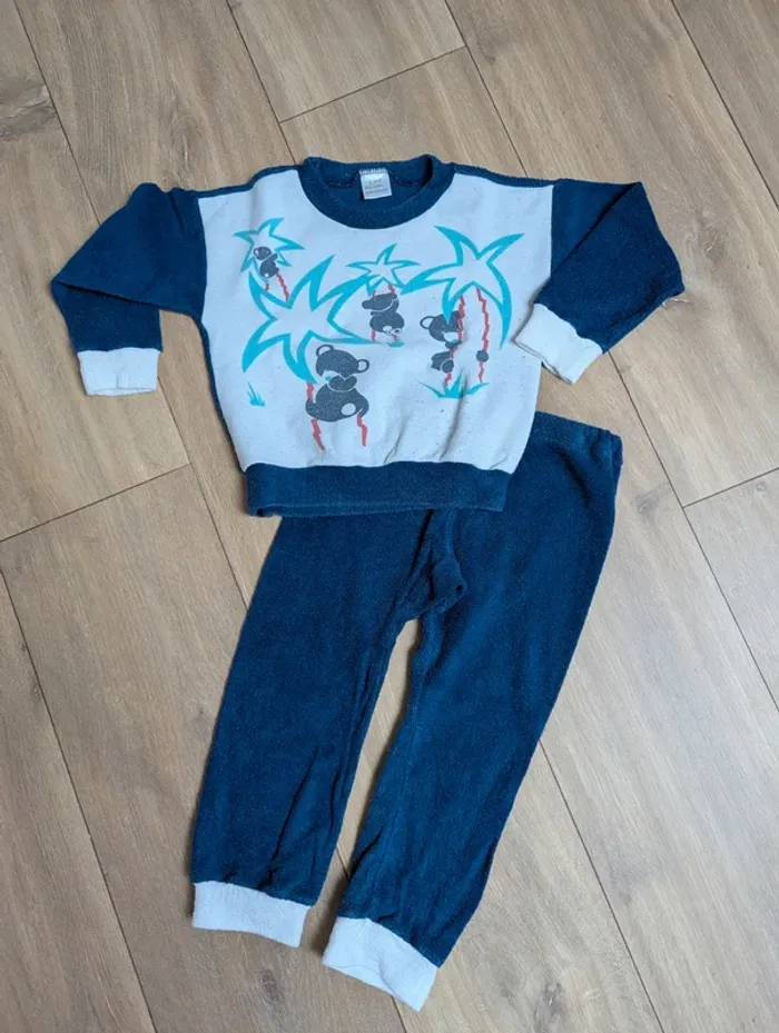 Joli pyjama vintage 3 ans