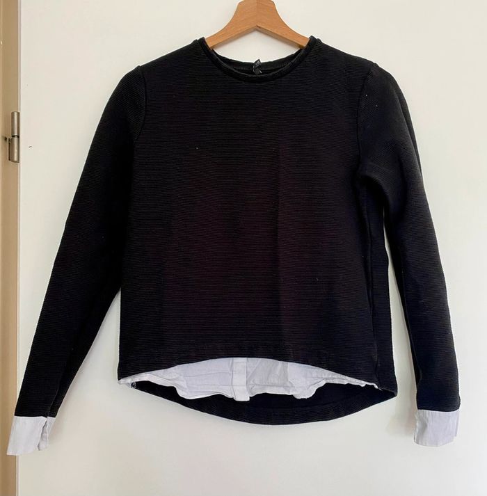 Pull noir avec détail chemise blanche Only Taille XS - photo numéro 3